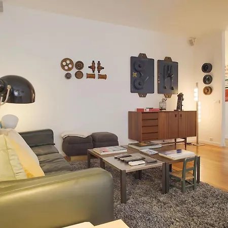 Apartament Industrial Flat W/ Garage