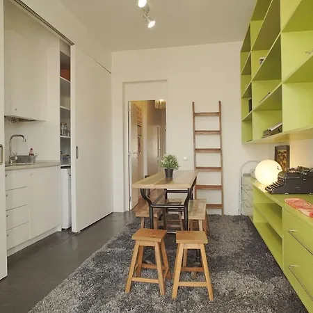 Apartament Industrial Flat W/ Garage Lizbona